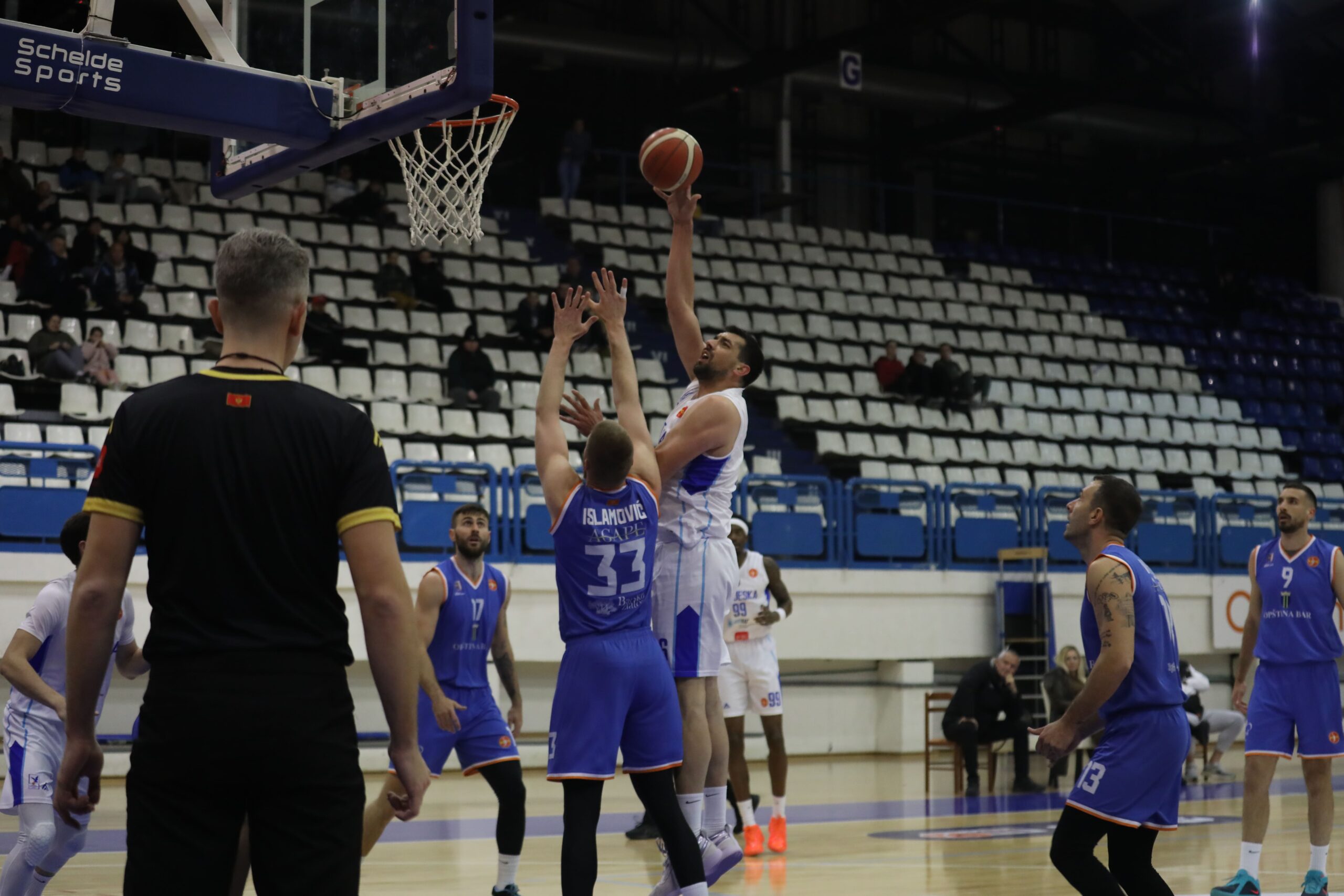 Pobjeda u derbiju protiv Mornara